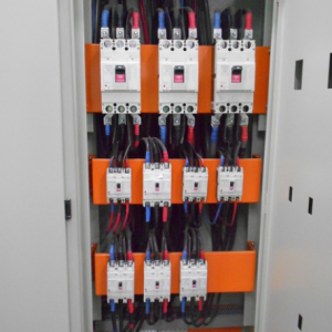 tableros de fuerza rendimiento bajo condiciones exigentes